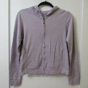 🎀 Hoodie Size M *READ*